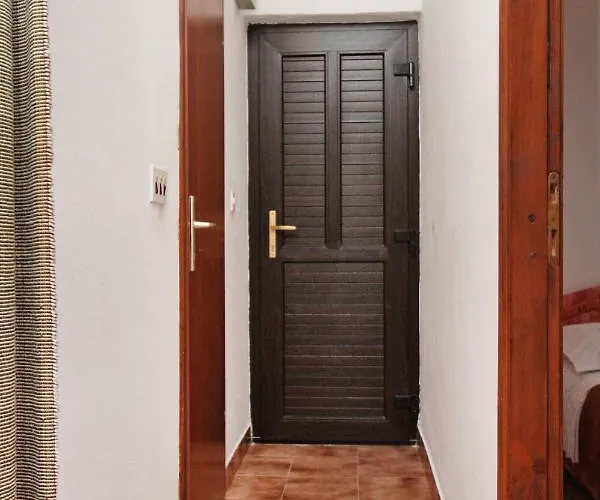 Nemira 5884c Appartement Tice