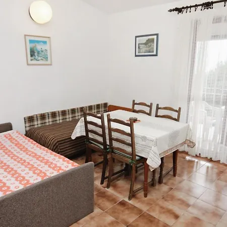 Nemira 5884c Apartment *